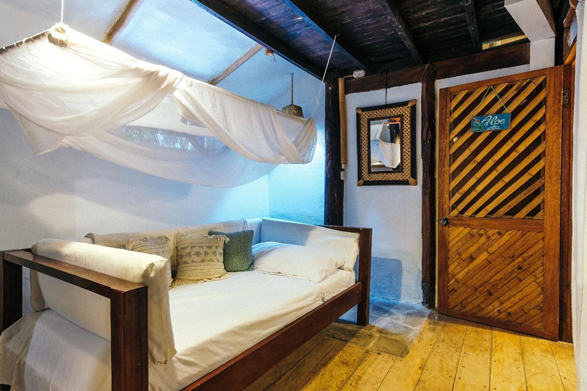 La Maison Eco House & Yoga Mancora Εξωτερικό φωτογραφία